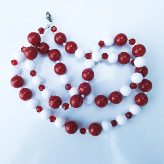 VINTAGE necklaces for women beaded simple