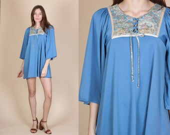 70s Boho Hippie Mini Dress - Small // Vintage Floral Prairie Bell Sleeve Minidress