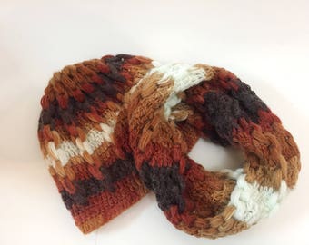 Wool Beret and Necklace, knitted cowl, knitted neck warmer, knitted scarf, beanie hat, slochy beanie, droped stitch cowl