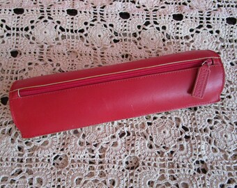 Levenger leather paperweight, drafter paperweight, draftmans paperweight, desk accessories, stash box