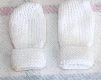 Fingerless mittens gloves white baby Layette / sizes / Premature to 6 months