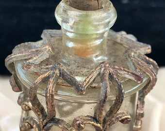 Vintage miniature glass perfume bottle w/ filigree and flower stopper
