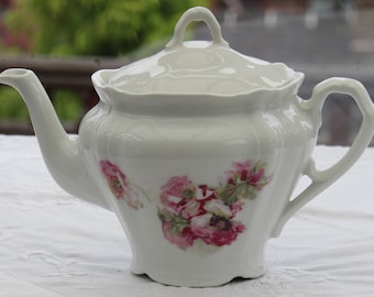 Vintage Teapot, Victorian Teapot with Anemone Design, Antique Teapot, Bone China Teapot, Floral Teapot