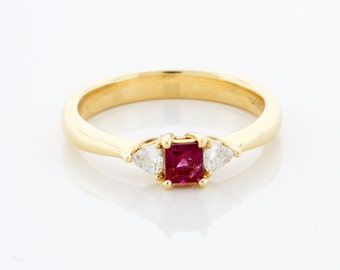 Red Beryl Emerald and Diamond Ring, Engagement or Wedding ring, Anniversary gift, Statement Ring