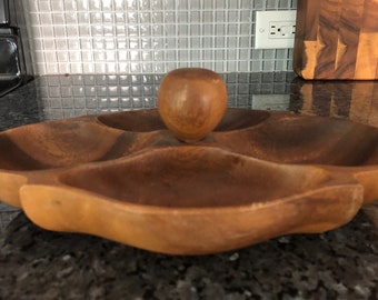 MONKEY POD Divided bowl/Philippines/Hand crafted wood bowl/vintage serving bowl for nuts