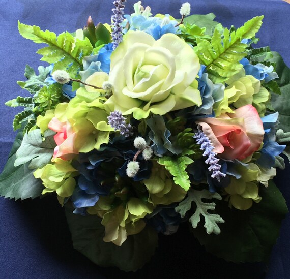 Set of 6 Real touch centerpieces package *On sale all 6 for 250.00*