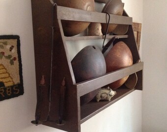 Primitive bowl rack