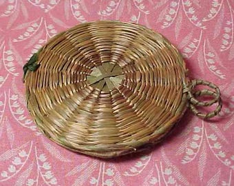 Vintage Sweet Grass Sewing Needle Keeper Holder Case