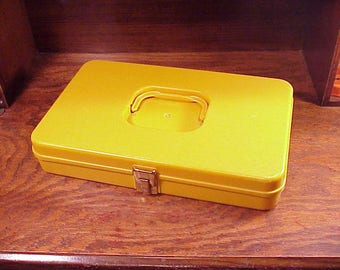 Vintage Wil-Hold Mustard Yellow Color Sewing Hard Plastic Storage Case, for thread spools and bobbins, Flat, 1970's, Organization