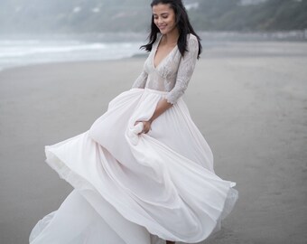 dress neck lace deep sleeve bodice