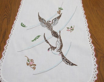 Table Runner Embroidery Vintage Flying Bird and Falling Leaves with Crocheted Edges