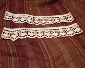 Vintage Eyelet 2 Piece Collar White