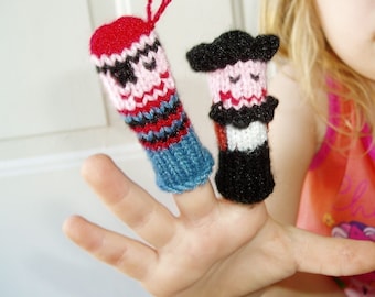 Pirate Fun Finger Puppets (Includes 2 Pirates, Crocodile, Monkey and Parrot.)
