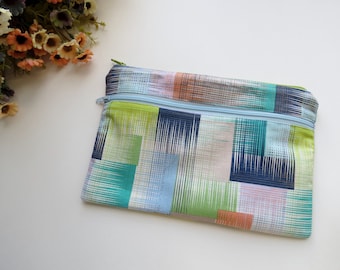 Abstract // wet dry bag // cloth pad wet bag // wet bag // travel wet bag // handmade in Canada