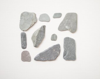 10X SMALL SLATE PIECES, flat grey stone, natural organic, raw materials, gray rocks, beach find, craft supplies, diy, stone painting, decor