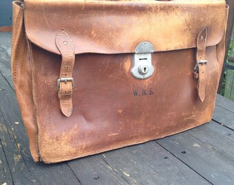 1950's briefcase leather cowhide 100% vintage school college case university work hipster retro worn antique satchel bag carrycase professor