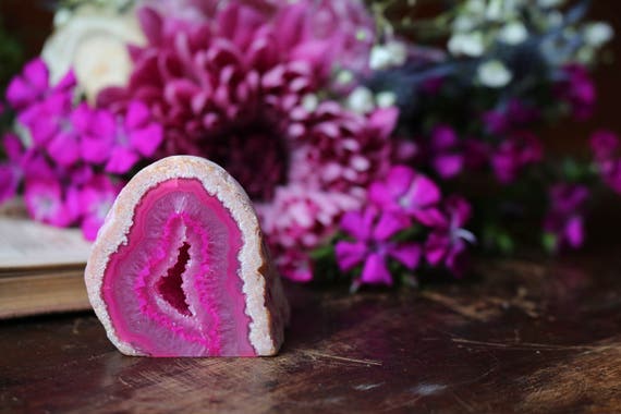 Purple Small Agate Geode 75g, Small Geode, Raw Agate, Agate Druzy, Agate Crystal, Little Geode, Mini Agate Geode, Collectible Geodes