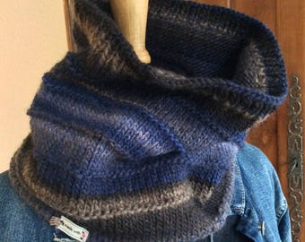 Navy blue wool Snood