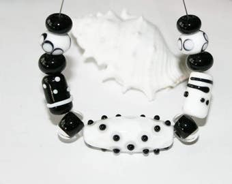 Lampwork beads, glass beads, artist beads, black and white, handmade glass beads, Lampworkperlen black and white, handmade set