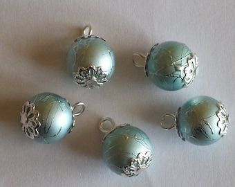 5 pendants 12mm blue/gray glass beads