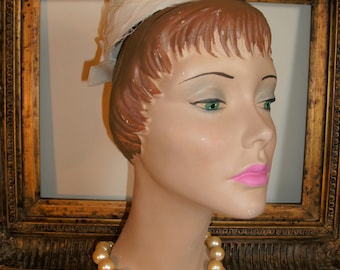 Vintage 1950's Small White Hat