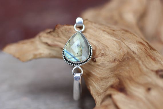 LABRADORITE FACETED BANGLE - Glitter bracelet - Tibetan Silver - Vintage - Bohemian - Gemstone bracelet - Crystal - Stocking filler - Sale