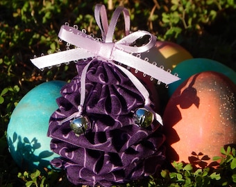 Purple with Lavender Swirl Yo Yo Egg Ornament