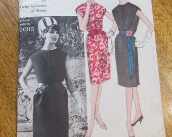 1960s Mod DESIGNER Irene Galitzine Couturier Slim Sheath Dress - Size 14 (Bust 34") - Rare VINTAGE Sewing Pattern Vogue 1095