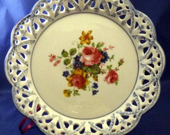 Vintage Ganz Decorative Hanging Floral Plate, 1992