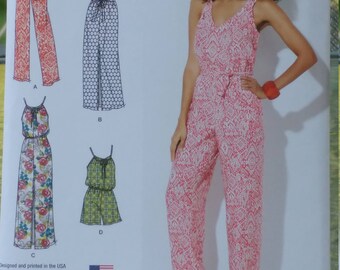 Simplicity Pattern 1355 Sizes: XXS-XXL