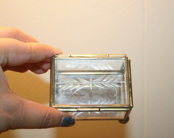 Small,GLASS BOX WEDDING,glass box,glass box with lid,glass box for ring,small glass box,trinket box,trinket box vintage,glass brass box,box