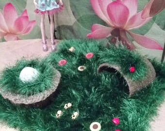 Furniture for dolls.Furniture for Barbie.A set of miniature furniture.Furniture 1: 6.Carpet for Barbie.Chair for Barbie.The Easter egg tree.
