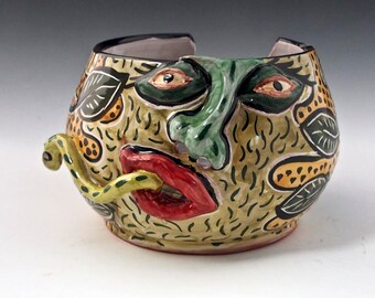 Ceramic Yarn Bowl Pottery, Face Yarn Bowl, Snake Road Sally, Snot Nosed Majolica String Holder - Knitting Bowl - Crochet Bowl, gift for Mom