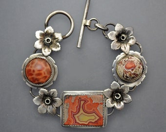 RESERVED.....Tepee Canyon Agate Flower Bracelet