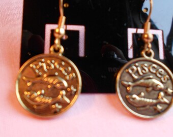 Zodiac, Pisces, Overcautious and Generous!