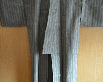 Kimono,olive green, vintage Japanese robe