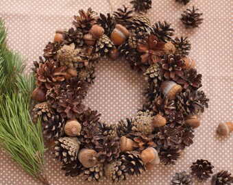 Pine Cone Wreath DIY Wreath Christmas Wreath Christmas Decor Rustic Wedding Decor Rustic Home Decor Acorn Holiday Decor Natural Dried Wreath