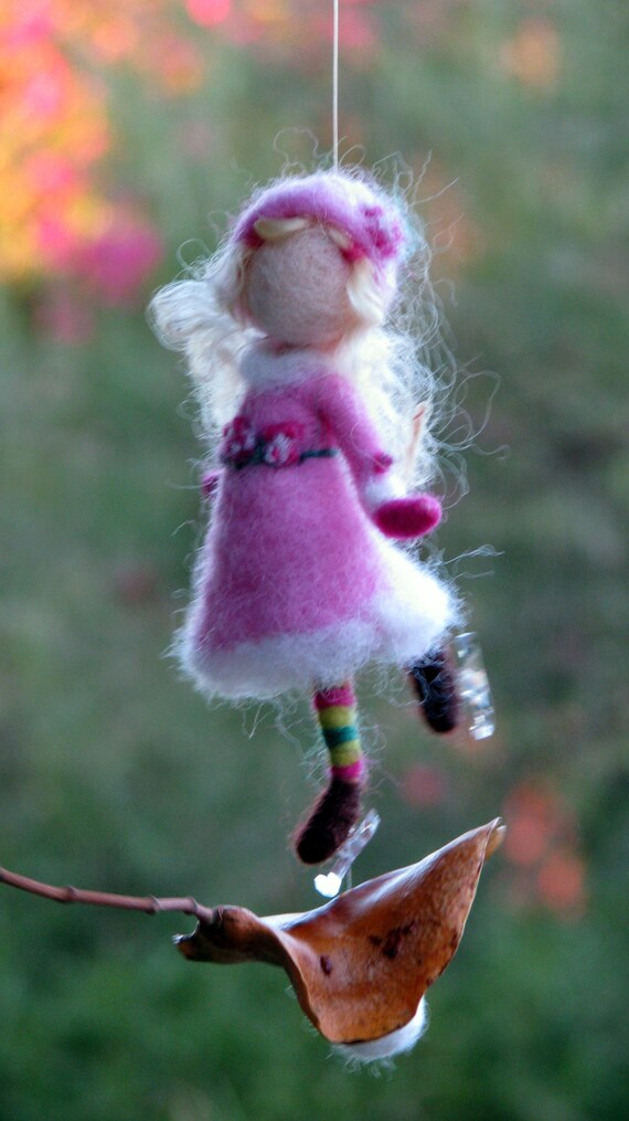 romantic-gift-needle-felted-ornament-christmas-ornament