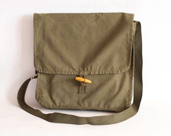 Vintage Military Bag Khaki Cotton Canvas Messenger School Cross body Bag, Unisex Travel Bag in Army Green, Army Surplus