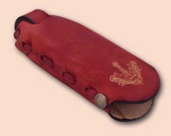 Leather key case Sima red Edit Title