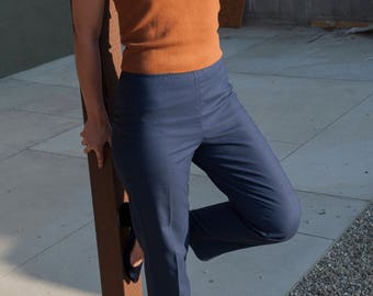 Women's Navy Blue Pleat Capri Pants, Talbots Petites, Size 2