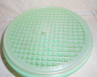 Tupperware colander or strainer