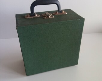 Green vintage 60s vinyl singles 45 rpm carrier box, 45 RPM Record Storage, Carrying Case 1960s, 7 inch vinyl carrier