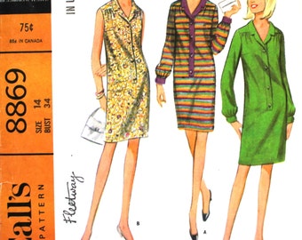 1960's Yoked Dress Bust 34