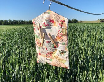 Vintage Clothespin Bag, Peg Bag, Housewarming Gift, Laundry Clothespin Storage, Clothespins