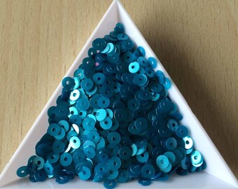 Turquoise sequin satin 4 mm in bulk
