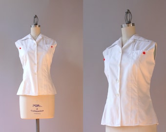 1950s Blouse / Vintage 50s White Cotton Blouse / Fifties Fitted Sleeveless Top M/L medium large