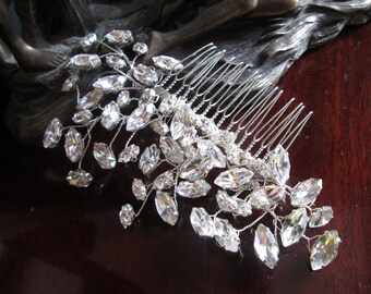 Wedding hair comb, Bridal hair accessories, wedding hair accessories, bridal comb, wedding comb, Handmade crystal hair comb