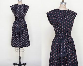 1950s Black Floral Dress /// Vintage Swirl Dress Medium