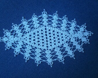 OVAL N73 DOILY crocheted with cotton